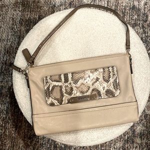 Guess Cluth / Handbag